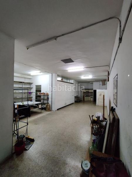 Foto f231e20f-eb7d-42a9-aa23-f4ba7713138e. Local comercial en Ciutat Fallera Valencia