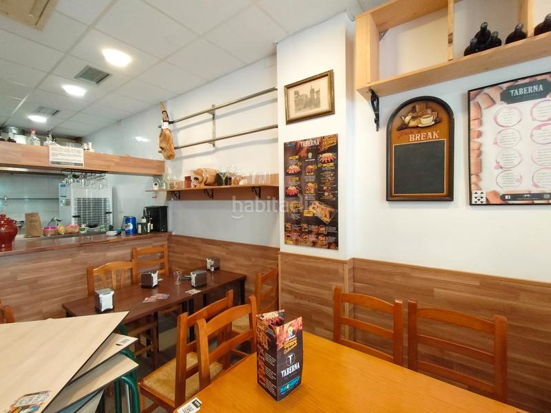 Foto 630b5bff-b6e6-49c6-9dd2-76646e643cfe. Traspàs local comercial a Ciutat Jardí Valencia