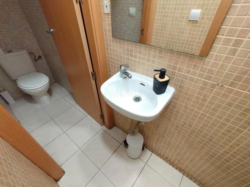 Foto 80a4353b-9c46-47c6-8de4-d4315e671ec1. Traspàs local comercial a Ciutat Jardí Valencia