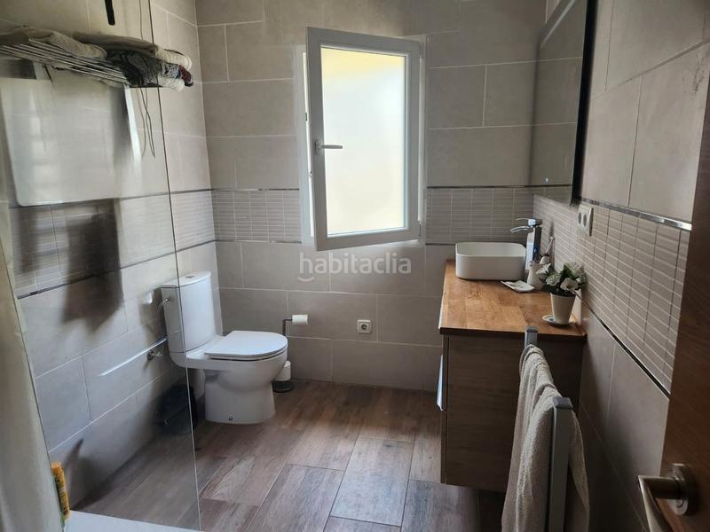 Foto 0393270c-a9a2-4569-a1d7-965b6f0c43a0. Xalet amb piscina a Godelleta