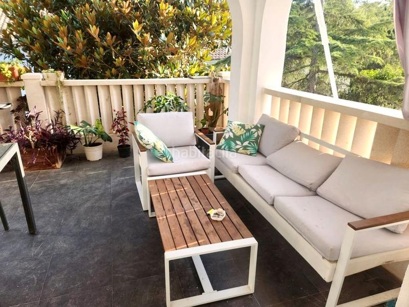 Foto 188c85ff-14ca-4a52-814c-5a54b55bba04. Xalet amb piscina a Godelleta