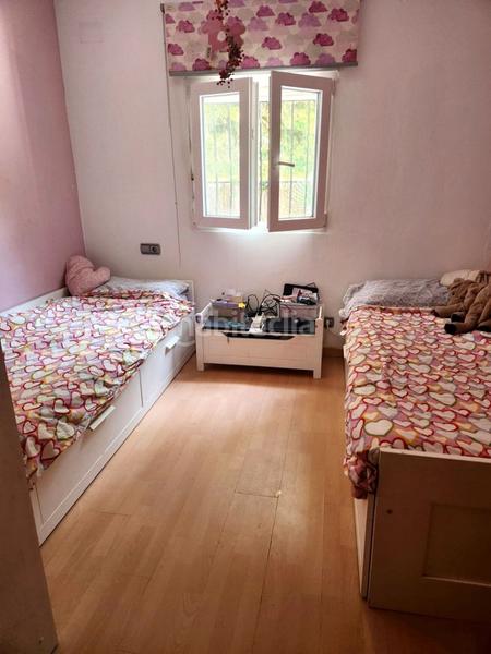 Foto 1aef2058-f62d-4d67-ae45-d011fa44ba99. Xalet amb piscina a Godelleta