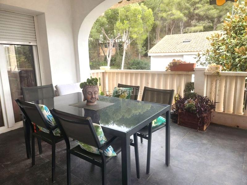 Foto 636914f6-3e5e-4106-9eb1-b0be3171f326. Xalet amb piscina a Godelleta