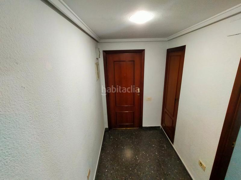 Foto b6b90cfa-222a-4cb1-93b4-f6f580638200. Piso en Arrancapins Valencia