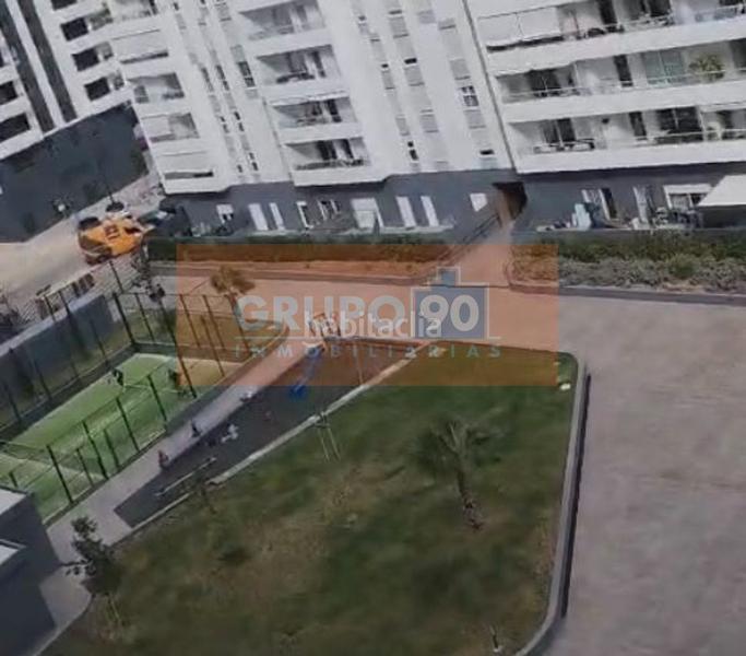 Foto 42c16e1d-d75d-43f9-851a-ac7992f749ba. Piso en Malilla Valencia