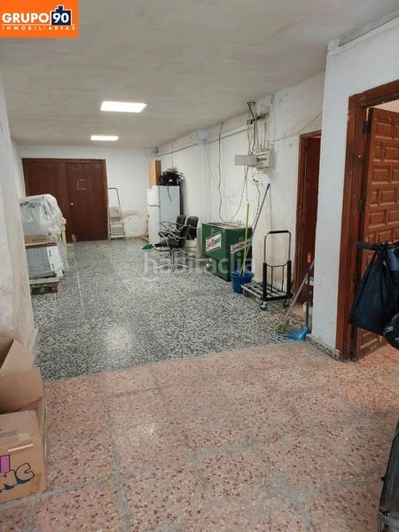 Foto 7fbf22e5-7234-42b3-8ffd-2cdf9b1f08f3. Local comercial a Els Orriols Valencia