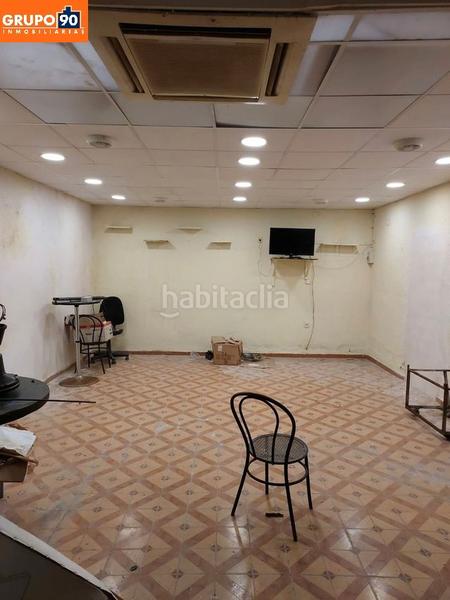 Foto bcd1d8a3-daac-40d0-86f8-c0692e1d641e. Local comercial a Els Orriols Valencia
