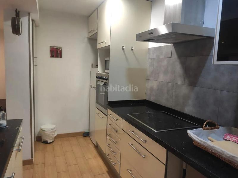 Foto e5b0b64a-d917-4941-90de-5097e97f8128. Etagenwohnung in L´Eixereta Burjassot