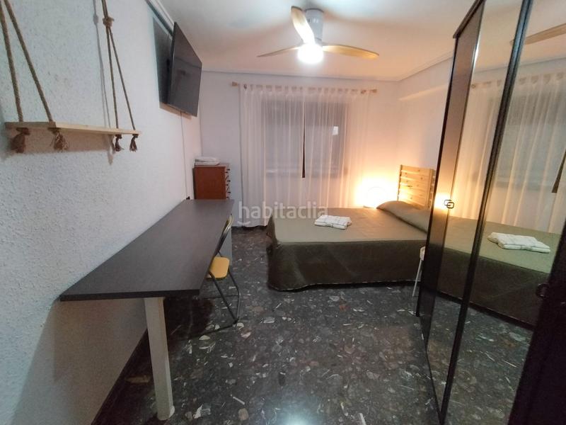 Foto fa8cfd7e-21ea-453a-a18c-d6a5f08c5671. Affitto appartamento in Barrio Benicalap Valencia