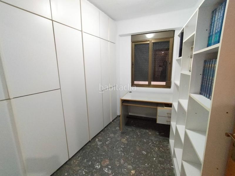 Foto 5f7ee207-4d7d-4f73-9521-a93439e7b39e. Miete etagenwohnung in Barrio Benicalap Valencia