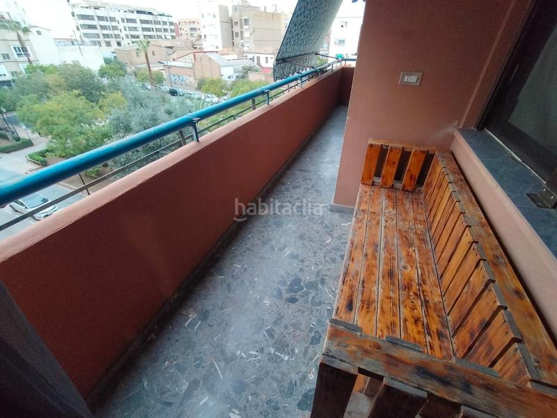 Foto 45db2982-845b-4306-b449-8bfe1d221503. Alquiler piso en Barrio Benicalap Valencia