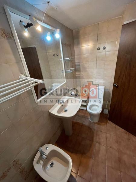 Foto 97a5f7e9-e489-47b0-aa6c-a97556d57f99. Pis a Mestalla Valencia