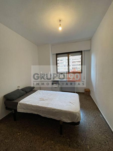 Foto 6c286147-935d-4ed2-b36f-6bdc942889a3. Piso en Mestalla Valencia