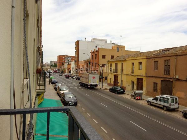 Foto cd014b94-19a9-4b79-8945-3a021a93281e. Pis a Els Orriols Valencia