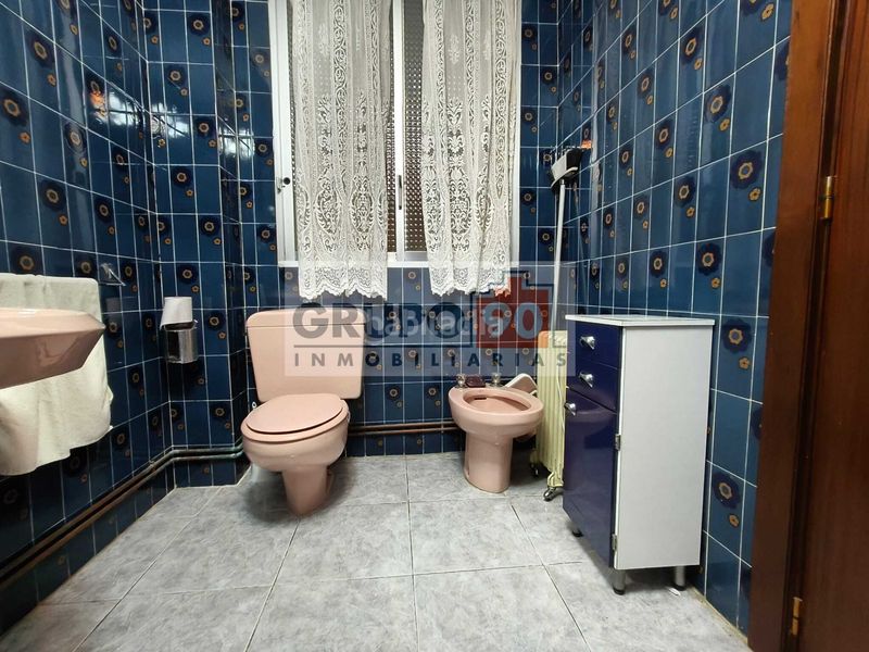 Foto e4f7042e-3da3-4e37-94ef-d5c02a06ec12. Piso en La Petxina Valencia