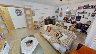 Etagenwohnung in Barrio de Campanar