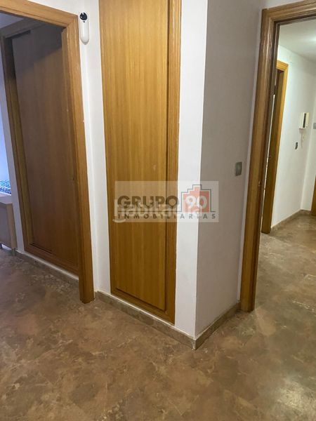 Foto ff41d6e1-e47b-4370-828f-a1233e8740fa. Pis a Penya-Roja - Avda. Francia Valencia