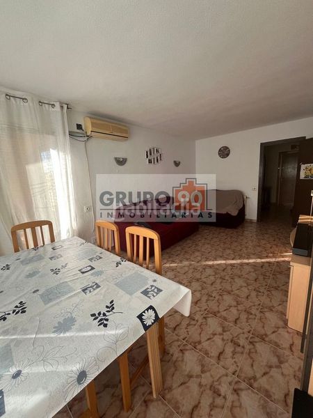 Foto 7fded00a-7214-42fd-91dc-115a57f28a33. Pis a Zona Campus Universitario Burjassot