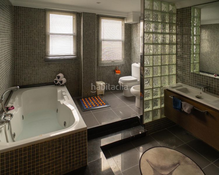 Foto f49cd261-6915-46cf-bb6f-696d99007259. Rent flat in Marxalenes Valencia