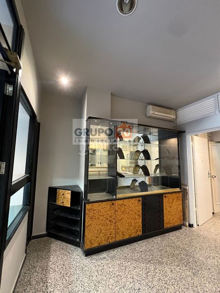 Foto e23139a0-a5fe-4aae-b22e-d898e81f94f2. Local comercial a Morvedre Valencia