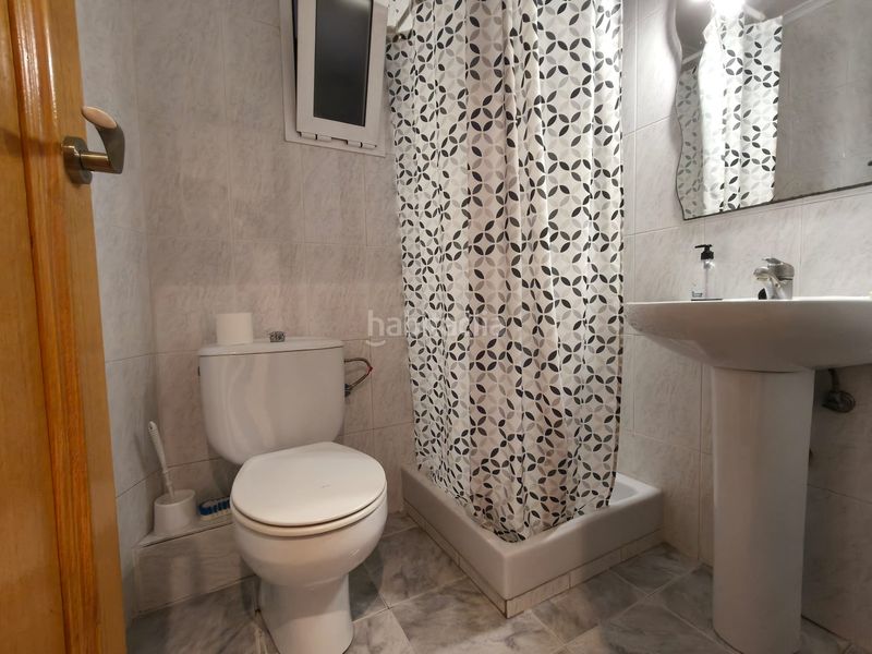 Foto f7fdcbc2-905c-4c18-972e-c2d1d29add68. Flat in Barrio Benicalap Valencia