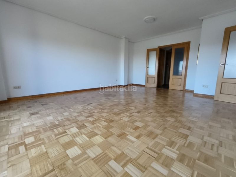 Foto 4d36587d-f5a9-4612-b282-b879168645db. Rent flat with parking in Marxalenes Valencia