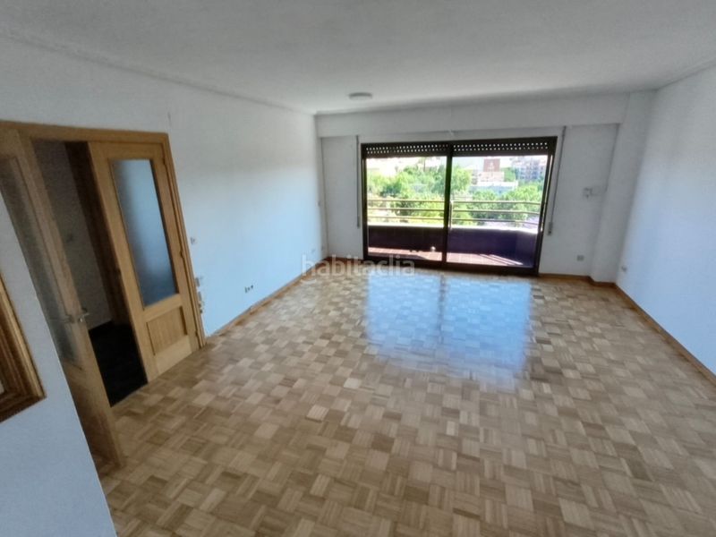 Foto 4fb1a7e0-27cb-4ef7-bf97-db0a182201bb. Rent flat with parking in Marxalenes Valencia