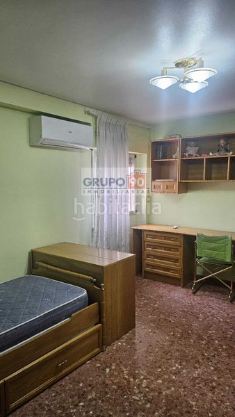 Foto 4b586cb1-f03d-4f21-a0d7-e17255d3a111. Pis a Gilet