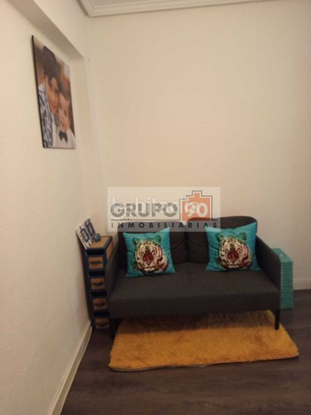 Foto c65f3945-d0d4-43d9-b208-c53eb4482af0. Piso en Borbotó Valencia