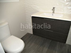 Foto 8c5f20d3-f646-4116-aff4-c29938a213d6. Lloguer pis a Sant Antoni Valencia