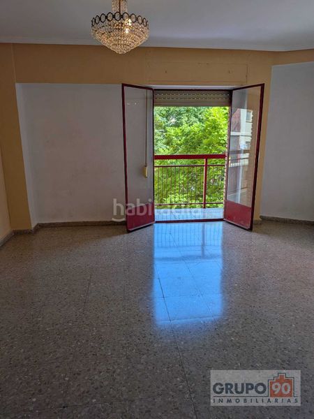 Foto 340f950f-e9b9-4e23-9628-f8b5f10fa59a. Flat in Torrefiel Valencia