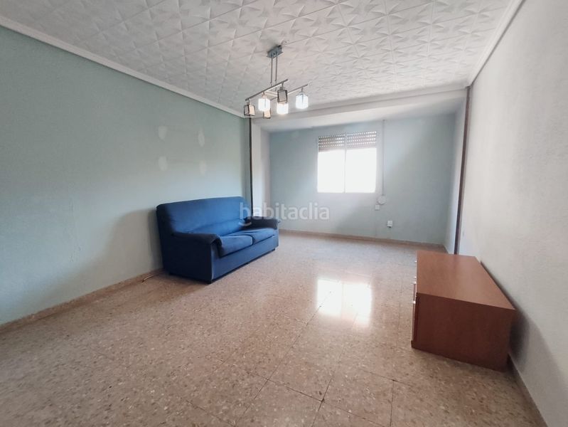 Foto c0621daa-8ac4-4aad-81be-66477455950d. Pis a Torrefiel Valencia