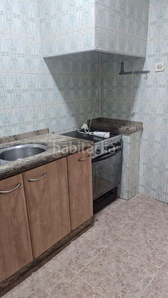 Foto bb2310ec-1d41-4d8c-887c-ce96621fbb09. Casa adossada a Albuixarres Alzira