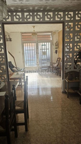 Foto cf2ff30a-5354-45d1-a4b5-09cf5073178a. Casa adossada a Albuixarres Alzira