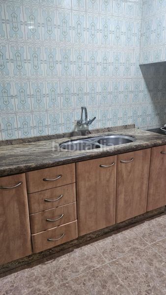 Foto d6e9f3b7-4d47-4472-abd3-c007cfa78ca3. Casa adossada a Albuixarres Alzira