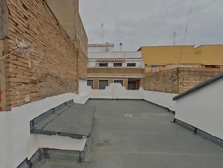 Maison à Sants Patrons. Chalet adosado en el corazón de alzira - ¡tu oportunidad de oro!