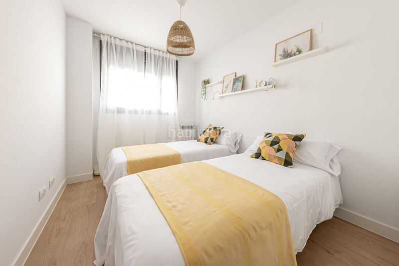 Foto 1f85a359-d91b-4fa6-8bcd-c4cdb93bcc31. Rent flat with heating parking pool in El Cañaveral Madrid