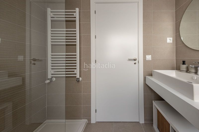 Foto 3fb42626-4537-4f34-9452-7d3e5b1f43ee. Rent flat with heating parking pool in El Cañaveral Madrid