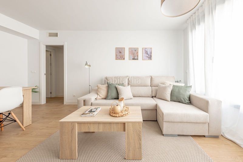 Foto 7f5e9447-6925-4e16-ad5c-596c1fbf9091. Rent flat with heating parking pool in El Cañaveral Madrid