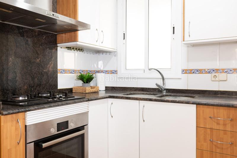 Foto 4669723b-1491-4037-83b8-d4b5f36ad618. Rent flat with heating in Can Palet Terrassa