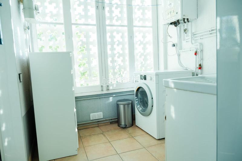 Foto aa520e8f-00d1-470d-96ad-5d008946a155. Alquiler piso se alquila piso a empresas zona sant oleguer en Sabadell