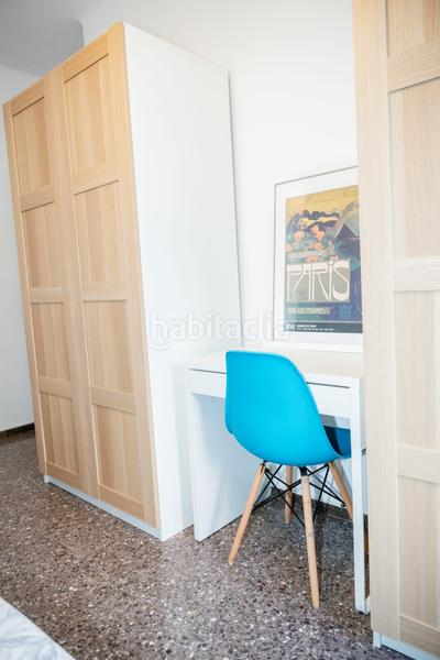 Foto d7c85876-485e-44f2-9c0e-f77e3e68fe0c. Rent flat in Eixample Sabadell