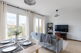Location Appartement  Carrer de la lluna. Se alquila piso en alquiler temporal a empresas en terrassa