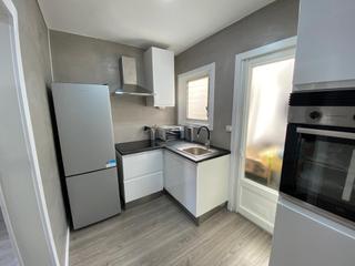Location Appartement  Carrer del germà joaquim. Se alquila piso en alquiler temporal a empresas en terrassa