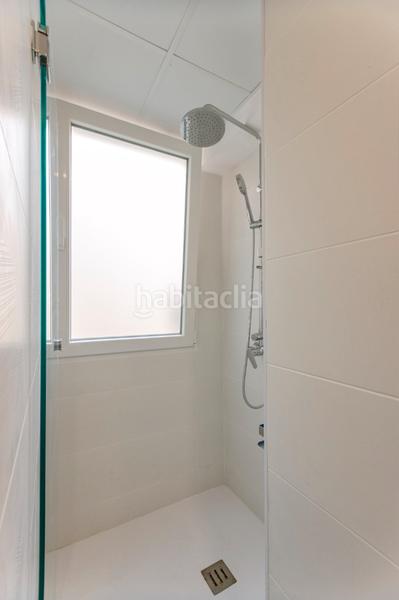 Foto 405ddf39-5c4d-4945-8992-ef3aa726b8b6. Lloguer pis a Malva Rosa Valencia