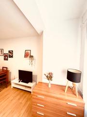 Rent Flat  Carrer de lleida. Se alquila piso en alquiler temporal a empresas en tarragona