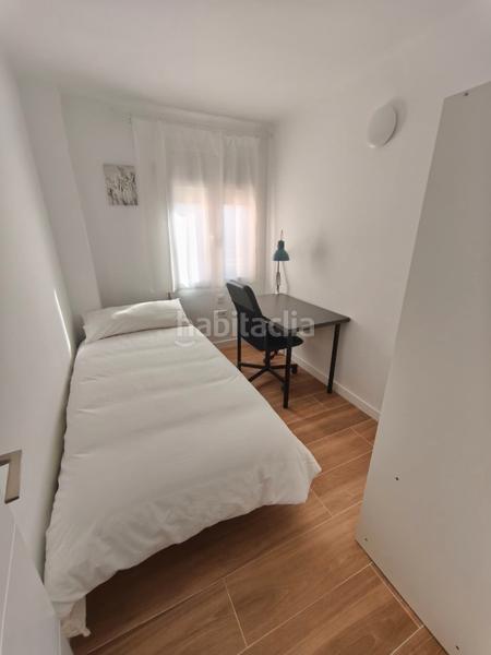 Foto ecee0f66-f604-4b91-9b8d-4e407c62dde3. Lloguer àtic a Can Palet Terrassa