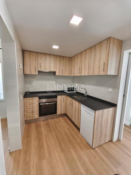 Foto 8a977cf8-e4cb-4e2b-adaf-2a4e0d6e5ee2. Rent penthouse in Can Palet Terrassa