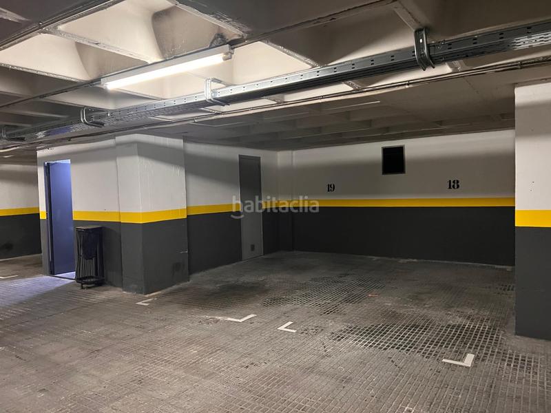 Foto b3651a98-d9b7-4ee3-a00d-28d7da013c00. Lloguer aparcament cotxe a La Nova Esquerra de l´Eixample Barcelona