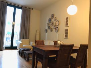Etagenwohnung in Carrer Roger de Llúria